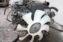 Load image into Gallery viewer, JDM 1990-1997 Nissan Skyline R32 GTS Motor RB20DET 2.0L 6 Cyl Engine