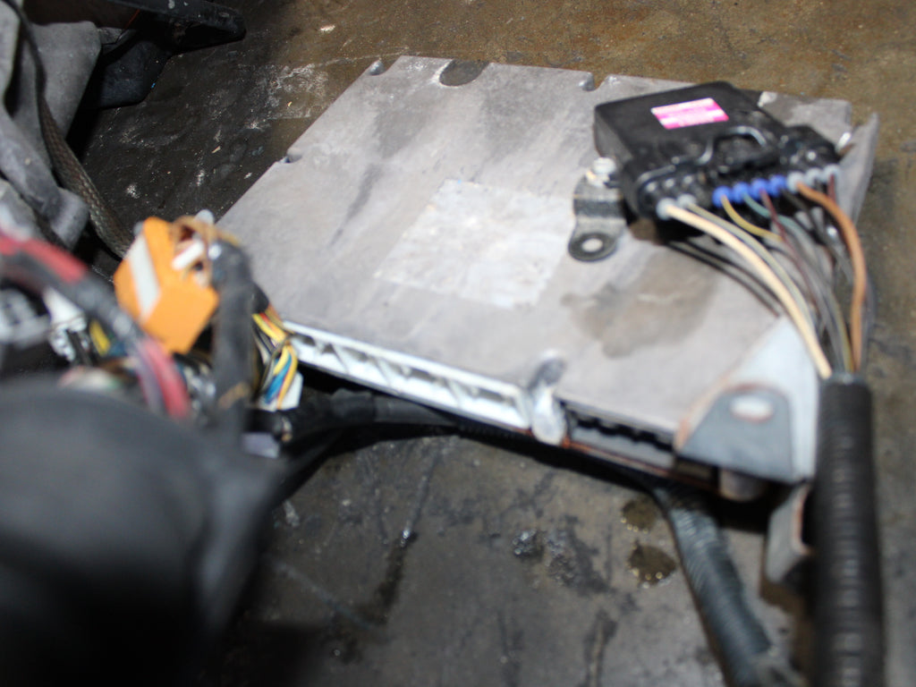JDM 1998-2001 Toyota V300, 1998-2004 Toyota GS300 Motor Automatic 2JZGTE 3.0L 6 Cyl Engine | JDM Engine Direct
