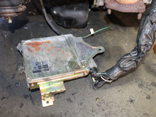 Load image into Gallery viewer, JDM 1990-1996 Nissan 300zx Motor Non Turbo VG30DE 5 Speed Transmission 3.0L 6 Cyl Engine | JDM Engine Direct