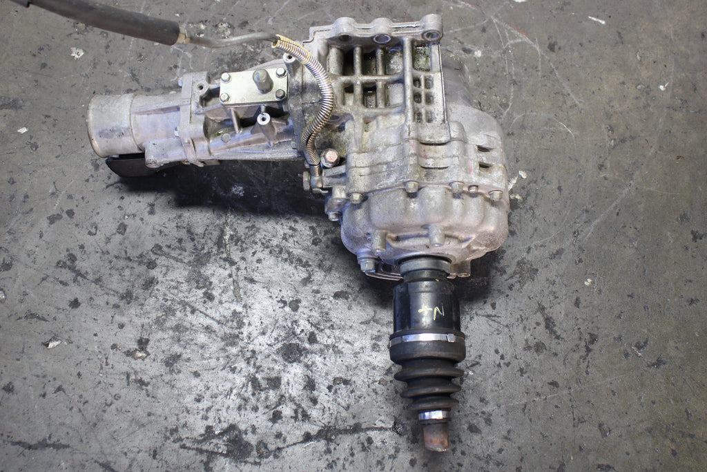 JDM 2008-2015 Mitsubishi Lancer Evolution, Lancer Ralliart Turbo Automatic 2.0L 4 Cyl Transfer Case