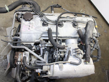 Load image into Gallery viewer, JDM 1995-1996 Toyota 4runner, T100, Tacoma Motor DISTRIBUTOR TYPE 3RZ-1GEN 2.7L 4 Cyl Engine