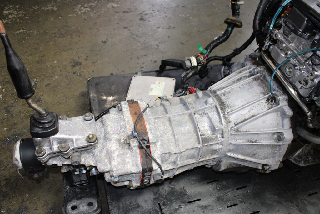 JDM 1997-2001 Toyota Chaser Supra Soarer Motor 1JZGTE-5MT 2.5L 6 Cyl Engine | JDM Engine Direct