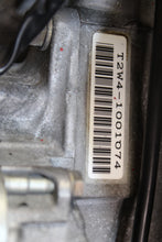 Load image into Gallery viewer, JDM 1999-2001 Honda Accord/Torneo Euro-R CL1 Motor 5 Speed LSD H22A-EURO R 2.2L 4 Cyl Engine