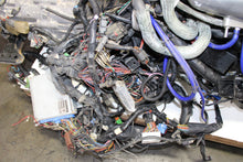 Load image into Gallery viewer, JDM 1994-1997 Nissan Skyline R33 S2 Motor RWD 5 Speed RB25DET 2.5L 6 Cyl Engine