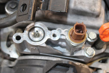 Load image into Gallery viewer, 2011-2017 Honda Odyssey Motor J35Z8 3.5L 6 Cyl Engine