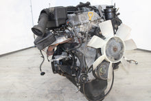 Load image into Gallery viewer, JDM 1997-2004 Toyota Tacoma Motor 3RZ-2GEN 2.7L 4 Cyl Engine