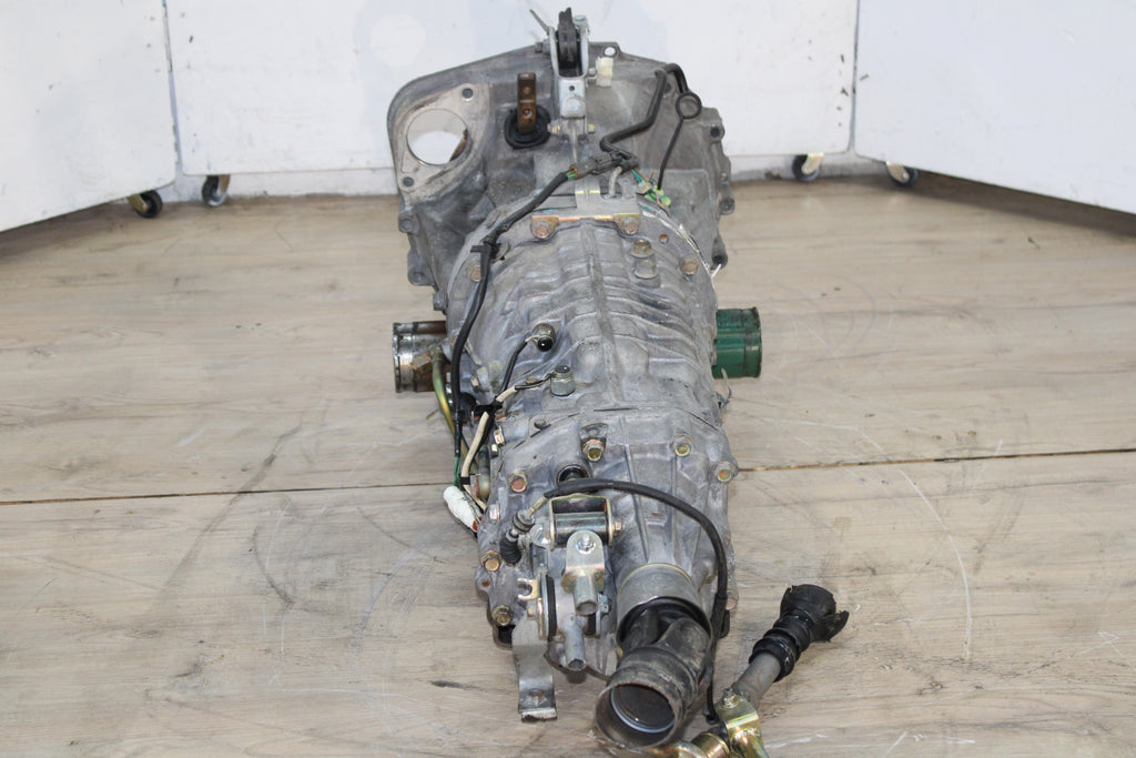 2004-2005 Subaru Legacy B4 6 Speed Manual 3.0R 6 Cyl Transmission