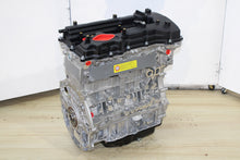 Load image into Gallery viewer, NEW 2014-2015 Hyundai Tucson Motor Theta II GDI G4KJ-1GEN 2.4L 4 Cyl Engine