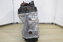 Load image into Gallery viewer, NEW 2014-2015 Hyundai Tucson Motor Theta II GDI G4KJ-1GEN 2.4L 4 Cyl Engine