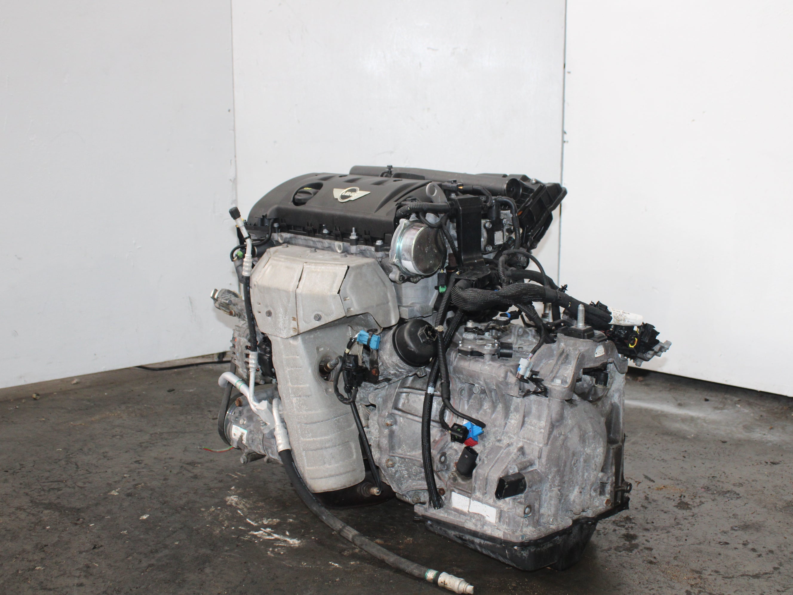 2006-2010 Mini Cooper N12B16AA Motor Non Turbo 1.6L 4-Cyl Engine