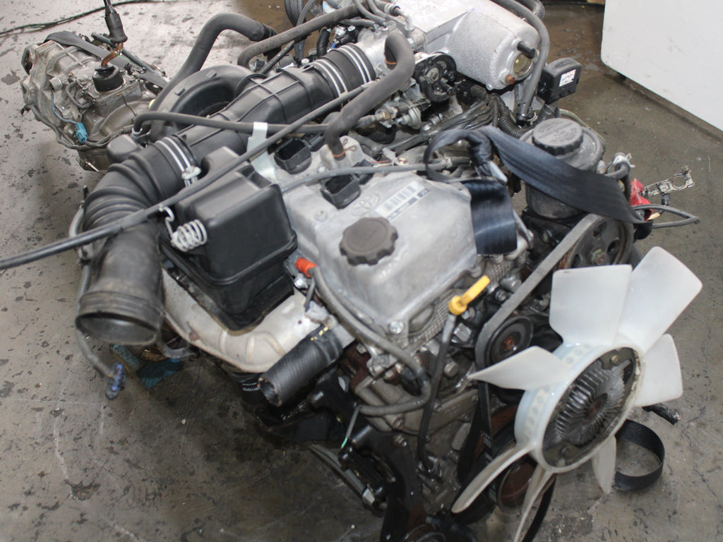 JDM Toyota Hilux Surf RZN185 2.7L Motor 3RZ-FE Engine w/ 4WD automatic transmission