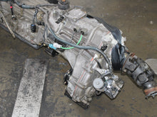 Load image into Gallery viewer, JDM Toyota Hilux Surf RZN185 2.7L Motor 3RZ-FE Engine w/ 4WD automatic transmission