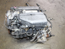 Load image into Gallery viewer, JDM 2001-2005 Honda Civic Engine D15B Sohc Non Vtec Motor D17A 5 Speed MT