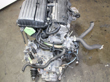 Load image into Gallery viewer, JDM 2001-2005 Honda Civic Engine D15B Sohc Non Vtec Motor D17A 5 Speed MT