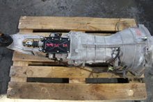 Load image into Gallery viewer, JDM 2005-2006 Infiniti G35 Nissan 350Z CD009 6 Speed Manual VQ35DE-REVVUP 3.5L 6 Cyl Transmission