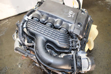 Load image into Gallery viewer, 2005-2012 Nissan Pathfinder Motor VQ40DE 4.0L 6-Cyl Engine | JDM Engine Direct