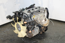 Load image into Gallery viewer, JDM 2000-2004 Nissan Xterra Motor KA24-RWD 2.4L 4 Cyl Engine